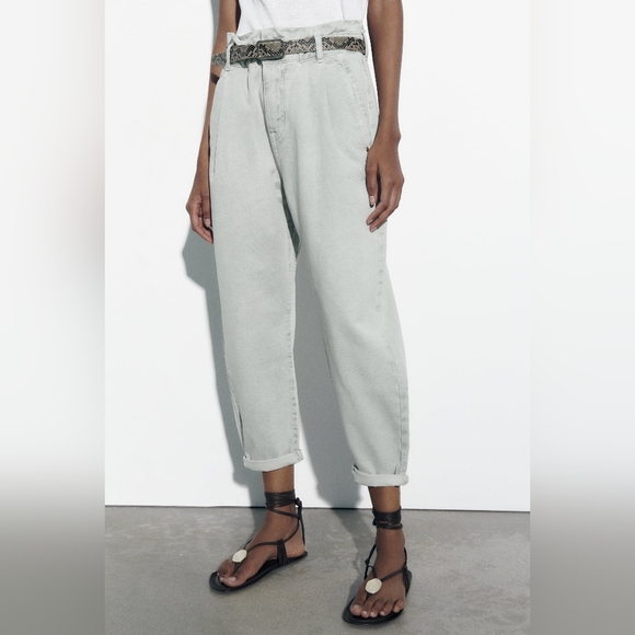 NWT Zara HIGH-WAISTED BELTED BAGGY PAPERBAG Z1975 JEANS Size 2 (fit like a 4-6)) - Picture 3 of 12